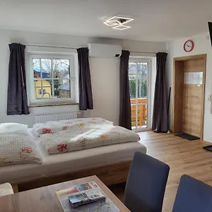 Brunnmeisterhof Apartment