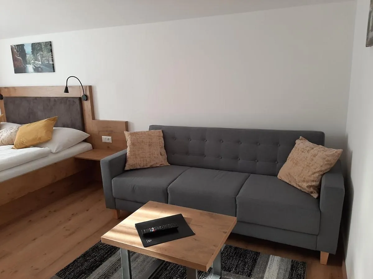 Apartments By Pension Ballwein Salisburgo
