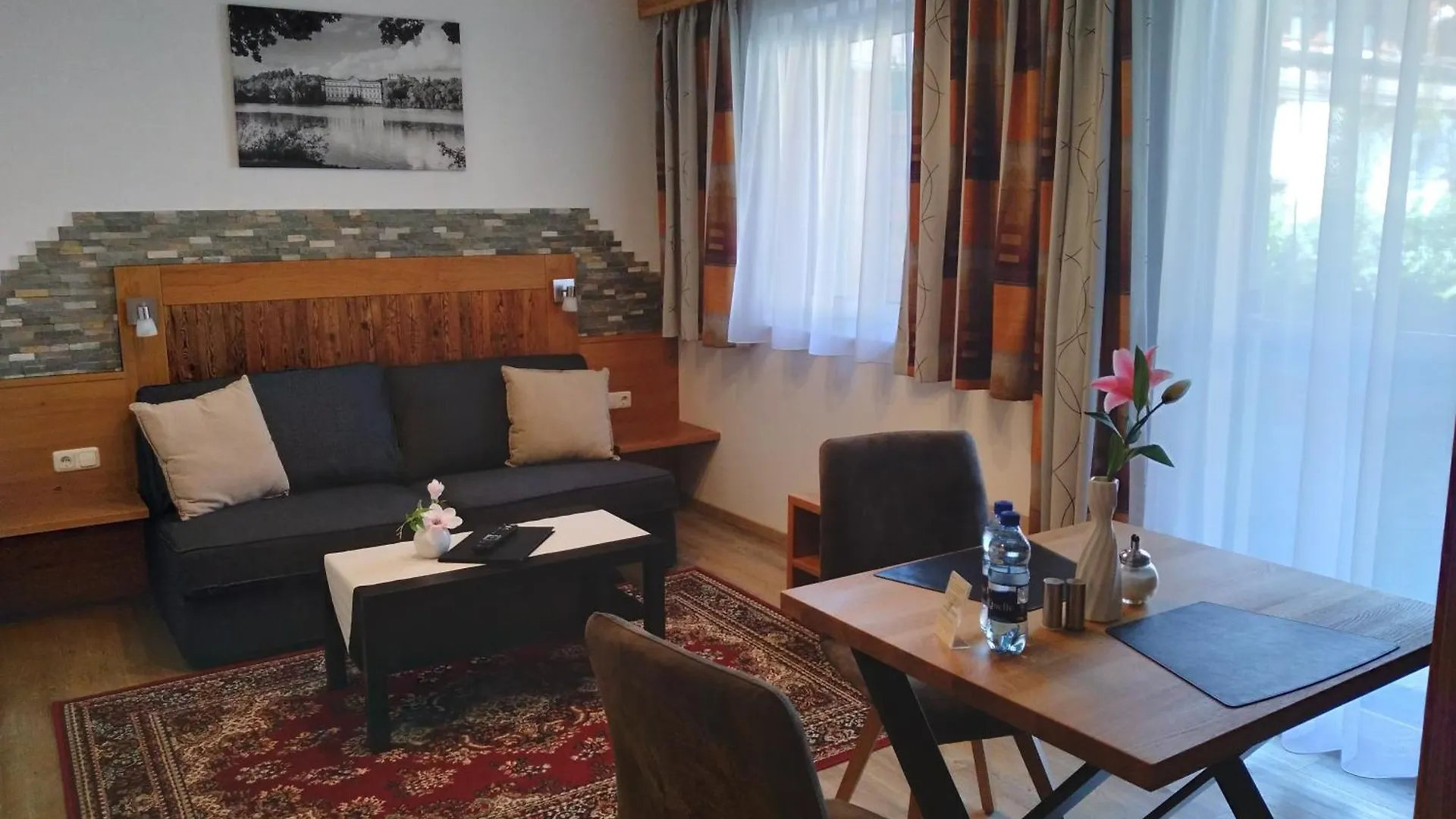 Apartments By Pension Ballwein سالزبورغ 0*,  النمسا